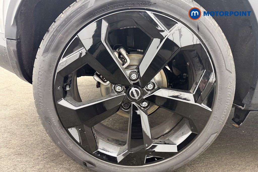 Nissan Juke Tekna Manual Petrol SUV - Stock Number (1593001) - 3rd supplementary image