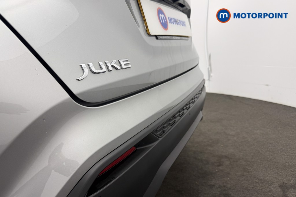 Nissan Juke Tekna Manual Petrol SUV - Stock Number (1593001) - 22nd supplementary image