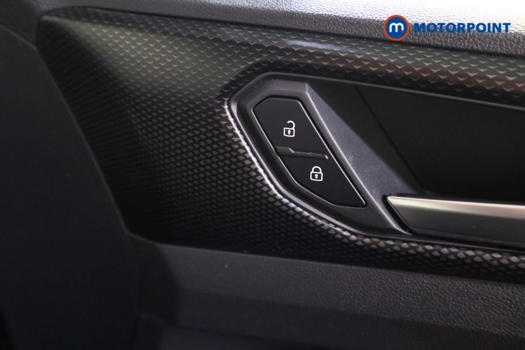 Volkswagen T-Cross SE Automatic Petrol SUV - Stock Number (1593125) - 11th supplementary image