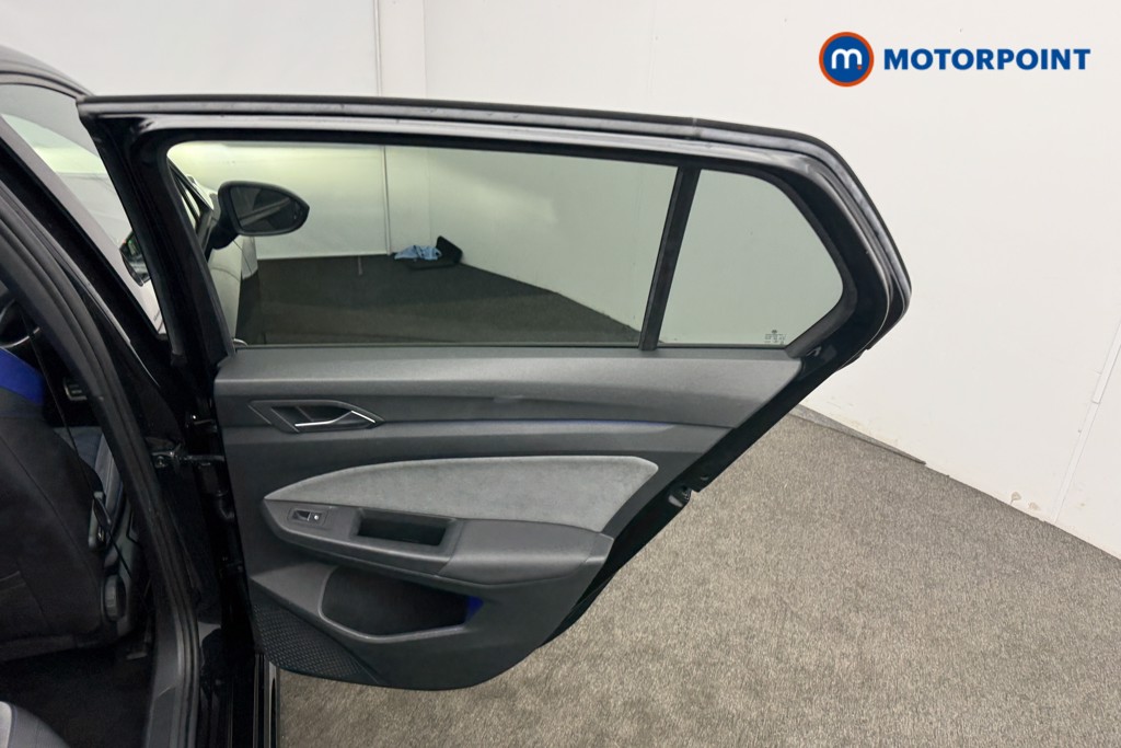 Volkswagen Golf R Automatic Petrol Hatchback - Stock Number (1593344) - 14th supplementary image