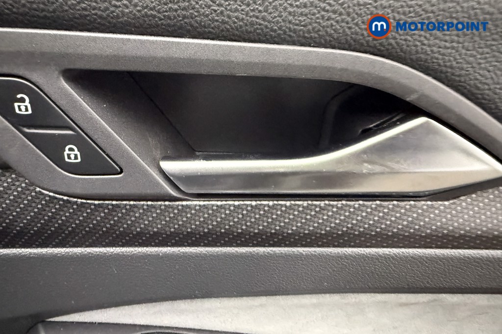 Volkswagen Golf R Automatic Petrol Hatchback - Stock Number (1593344) - 27th supplementary image