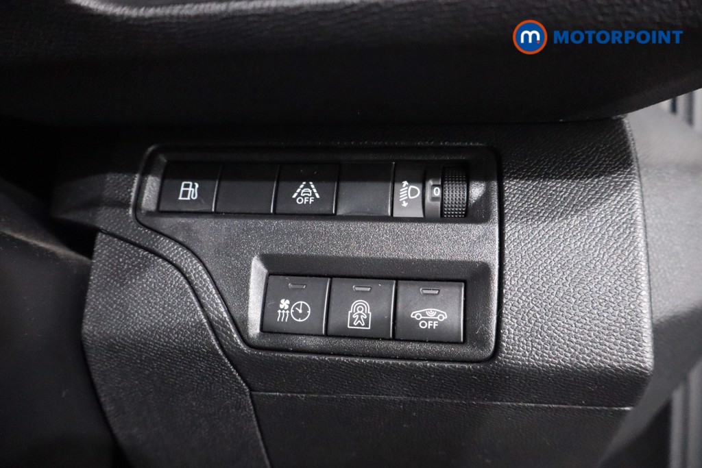 Peugeot 3008 Allure Premium-Plus Automatic Petrol Plug-In Hybrid SUV - Stock Number (1593421) - 20th supplementary image