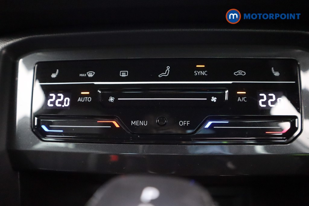 Volkswagen Tiguan R-Line Automatic Petrol SUV - Stock Number (1593776) - 13th supplementary image