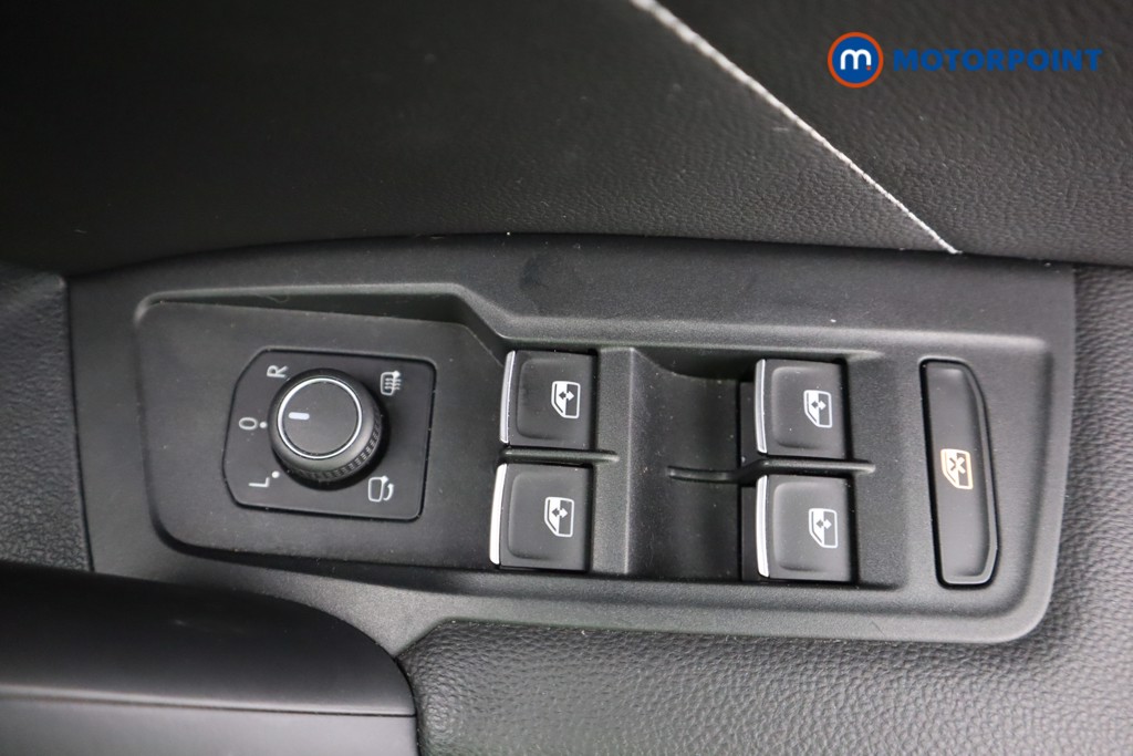 Volkswagen Tiguan R-Line Automatic Petrol SUV - Stock Number (1593776) - 21st supplementary image