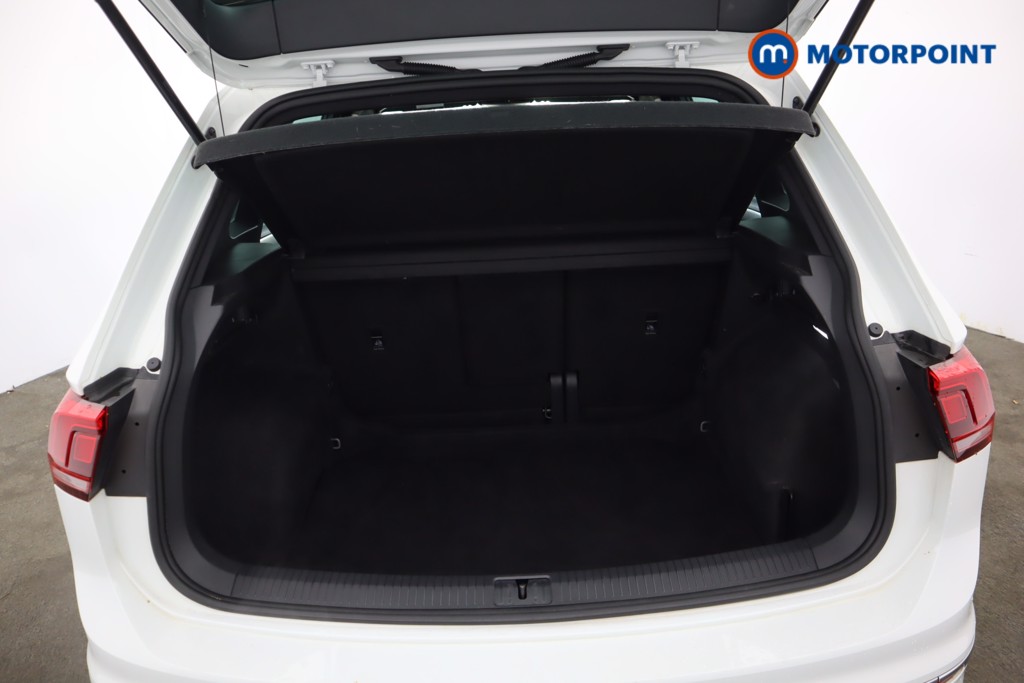 Volkswagen Tiguan R-Line Automatic Petrol SUV - Stock Number (1593776) - 33rd supplementary image