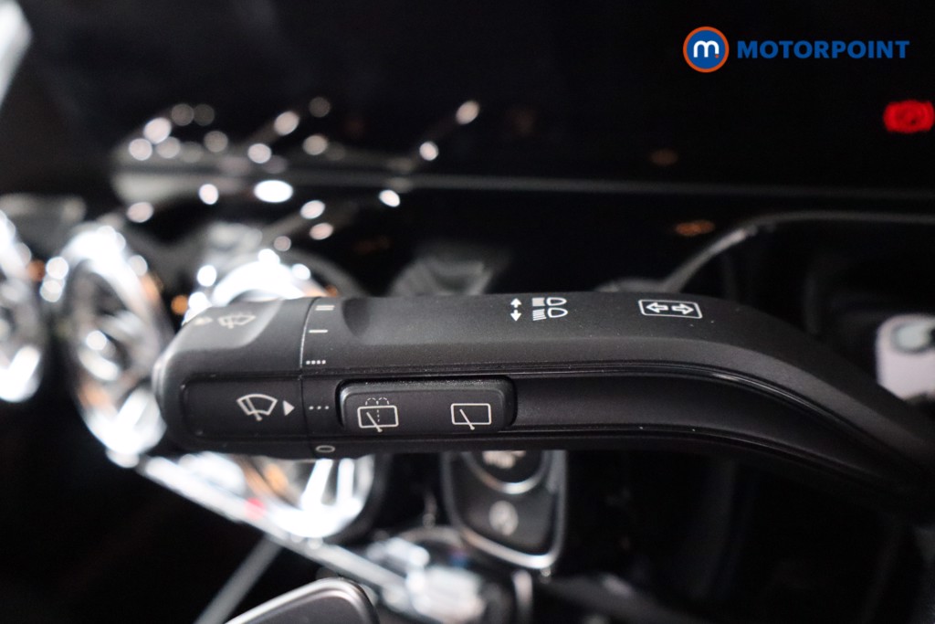 Mercedes-Benz GLA Amg Line Automatic Petrol SUV - Stock Number (1593930) - 16th supplementary image