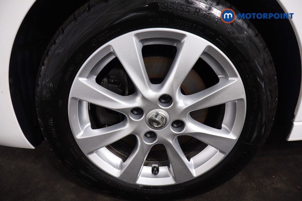 Vauxhall Corsa Design Automatic Petrol Hatchback - Stock Number (1593955) - 11th supplementary image