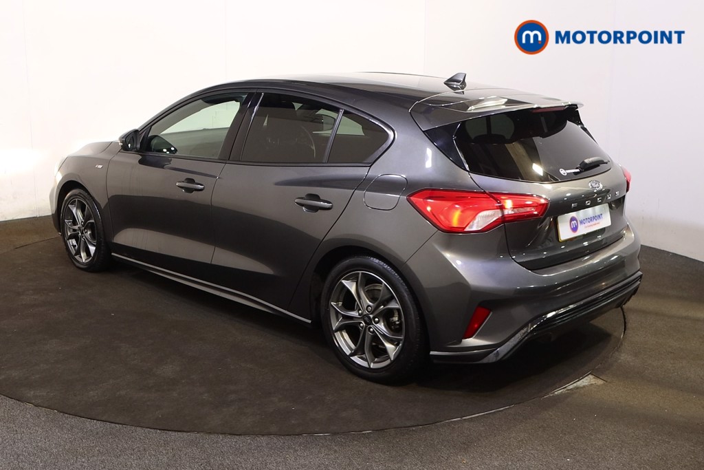 Ford Focus St-Line Manual Petrol Hatchback - Stock Number (1594261) - Passenger side rear corner