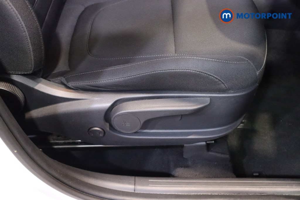 Hyundai Tucson Se Connect Automatic Petrol-Electric Hybrid SUV - Stock Number (1594502) - 16th supplementary image