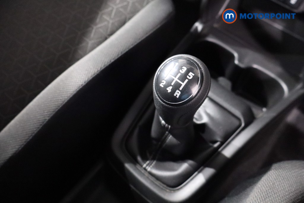 Suzuki Swift Motion Manual Petrol Hatchback - Stock Number (1594745) - 14th supplementary image