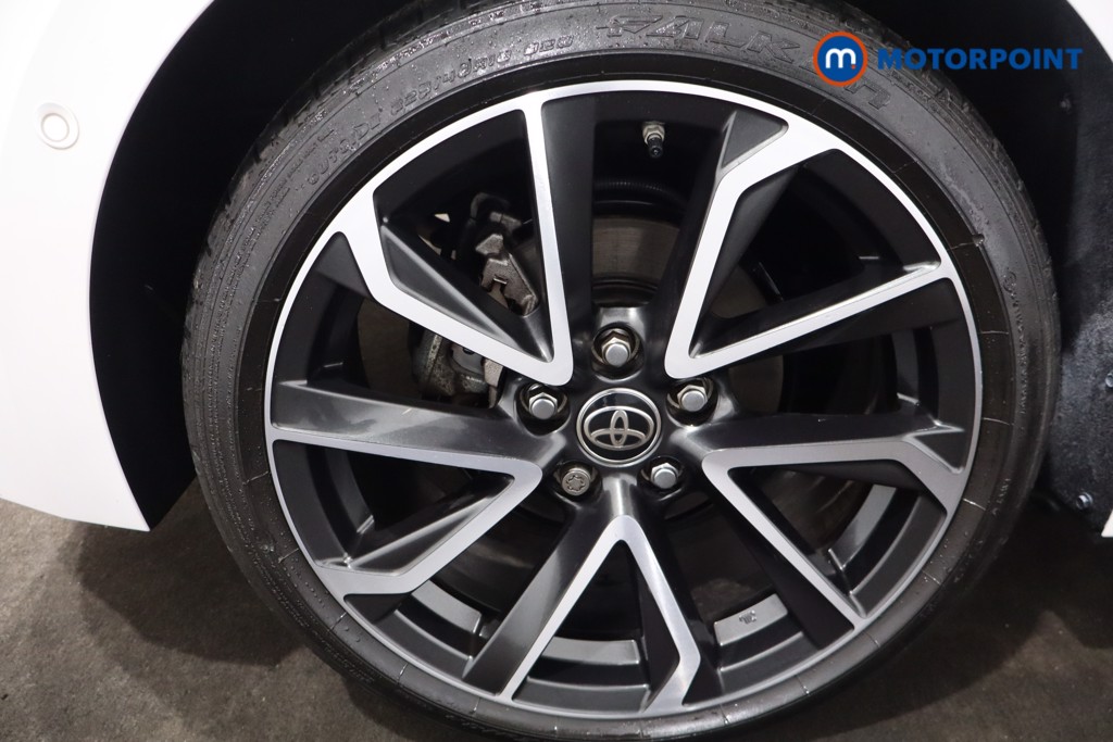 Toyota Corolla Excel Automatic Petrol-Electric Hybrid Hatchback - Stock Number (1594777) - 9th supplementary image