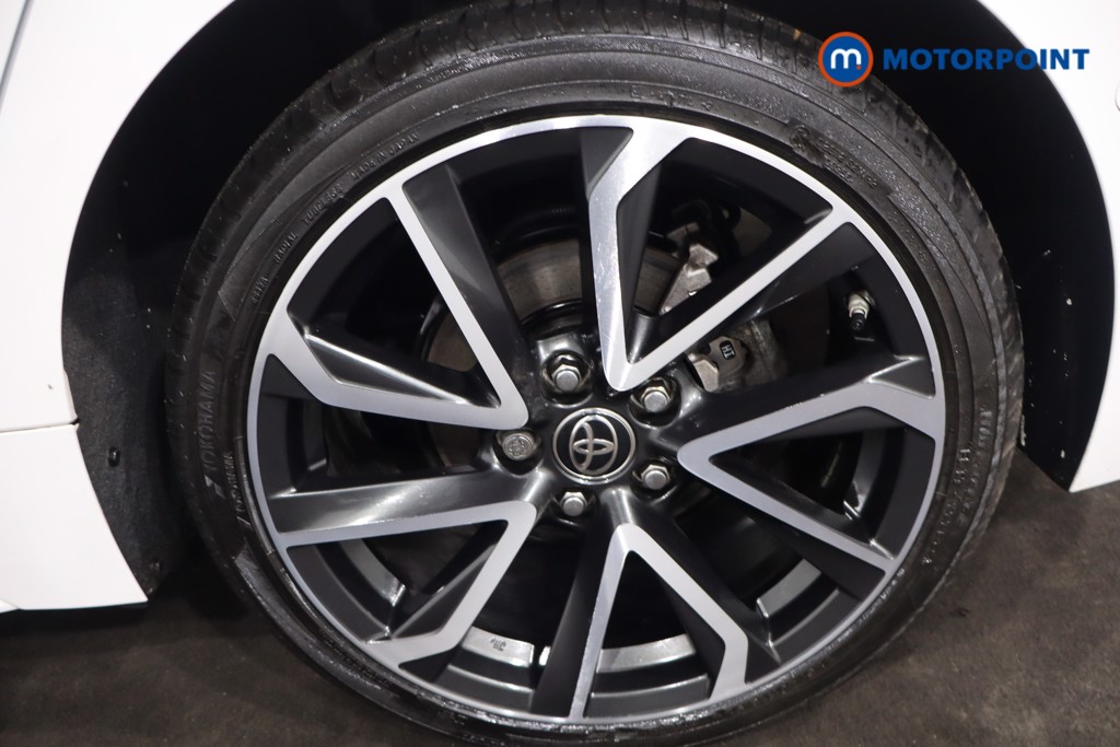 Toyota Corolla Excel Automatic Petrol-Electric Hybrid Hatchback - Stock Number (1594777) - 11th supplementary image