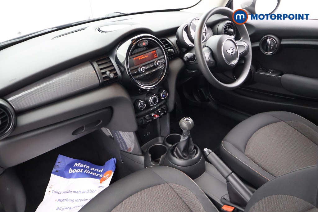 Mini Hatchback Cooper Manual Petrol Hatchback - Stock Number (1594941) - 19th supplementary image