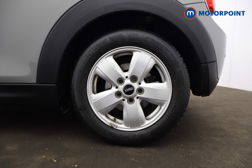 Mini Hatchback Cooper Manual Petrol Hatchback - Stock Number (1594941) - 24th supplementary image