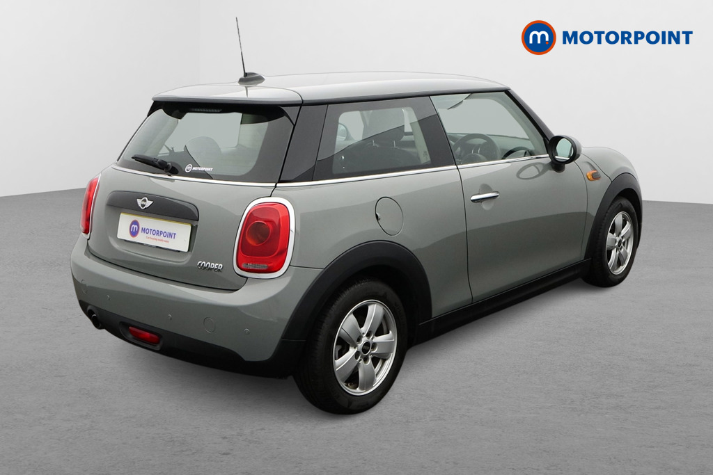 Mini Hatchback Cooper Manual Petrol Hatchback - Stock Number (1594941) - Drivers side rear corner