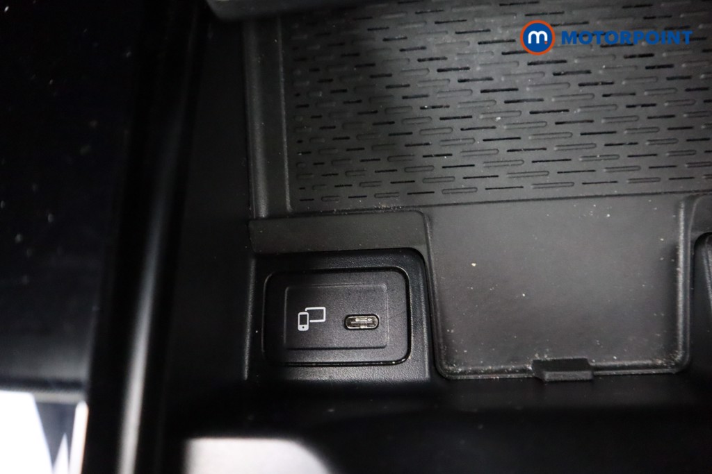 Mercedes-Benz CLA Amg Line Automatic Petrol Plug-In Hybrid Estate - Stock Number (1595079) - 15th supplementary image