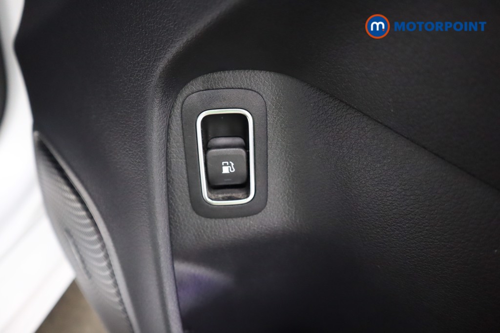 Mercedes-Benz CLA Amg Line Automatic Petrol Plug-In Hybrid Estate - Stock Number (1595079) - 24th supplementary image