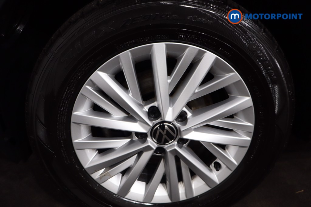 Volkswagen T-Roc Life Manual Petrol SUV - Stock Number (1595135) - 11th supplementary image