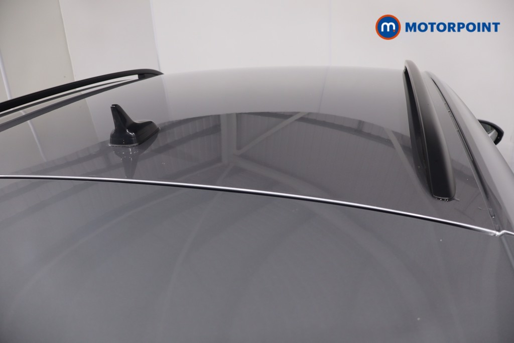 Volkswagen T-Roc Life Manual Petrol SUV - Stock Number (1595135) - 32nd supplementary image