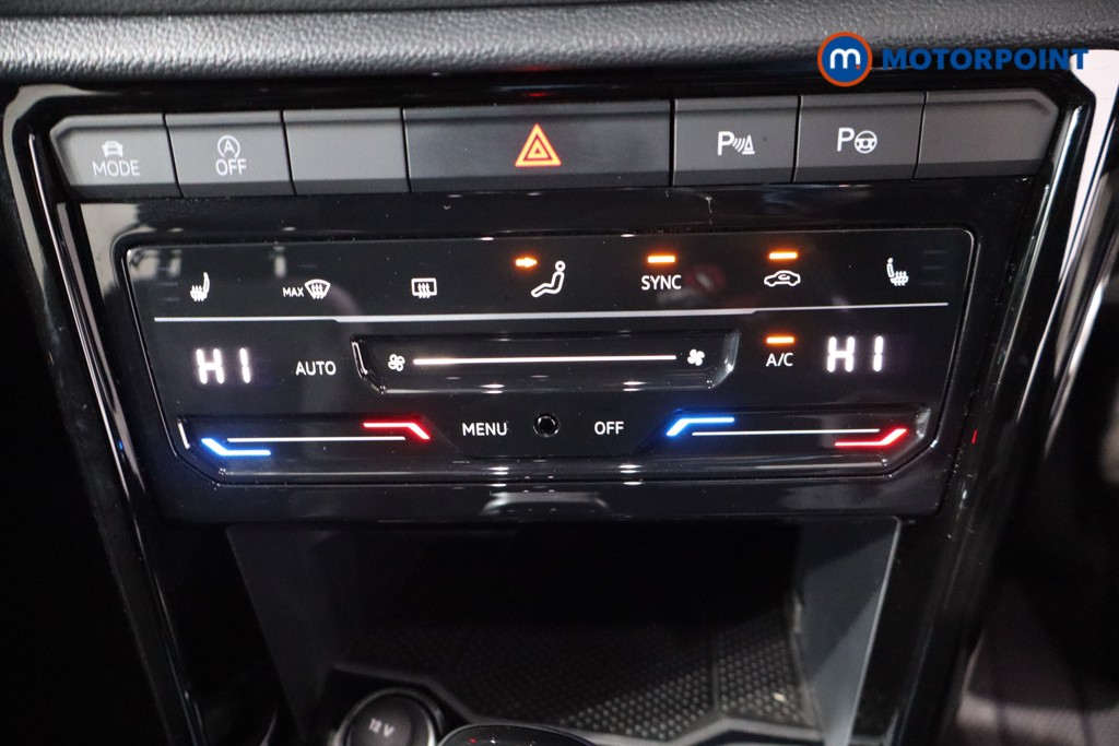 Volkswagen T-Roc R-Line Automatic Petrol SUV - Stock Number (1595138) - 16th supplementary image