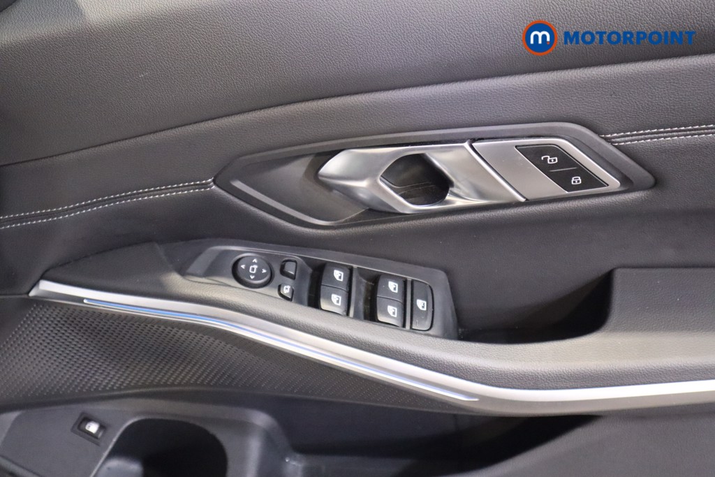 BMW 3 Series M Sport Automatic Petrol Plug-In Hybrid Saloon - Stock Number (1595178) - 10th supplementary image