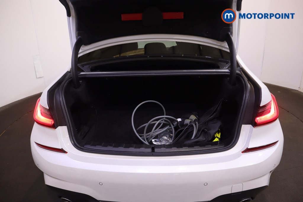 BMW 3 Series M Sport Automatic Petrol Plug-In Hybrid Saloon - Stock Number (1595178) - 20th supplementary image