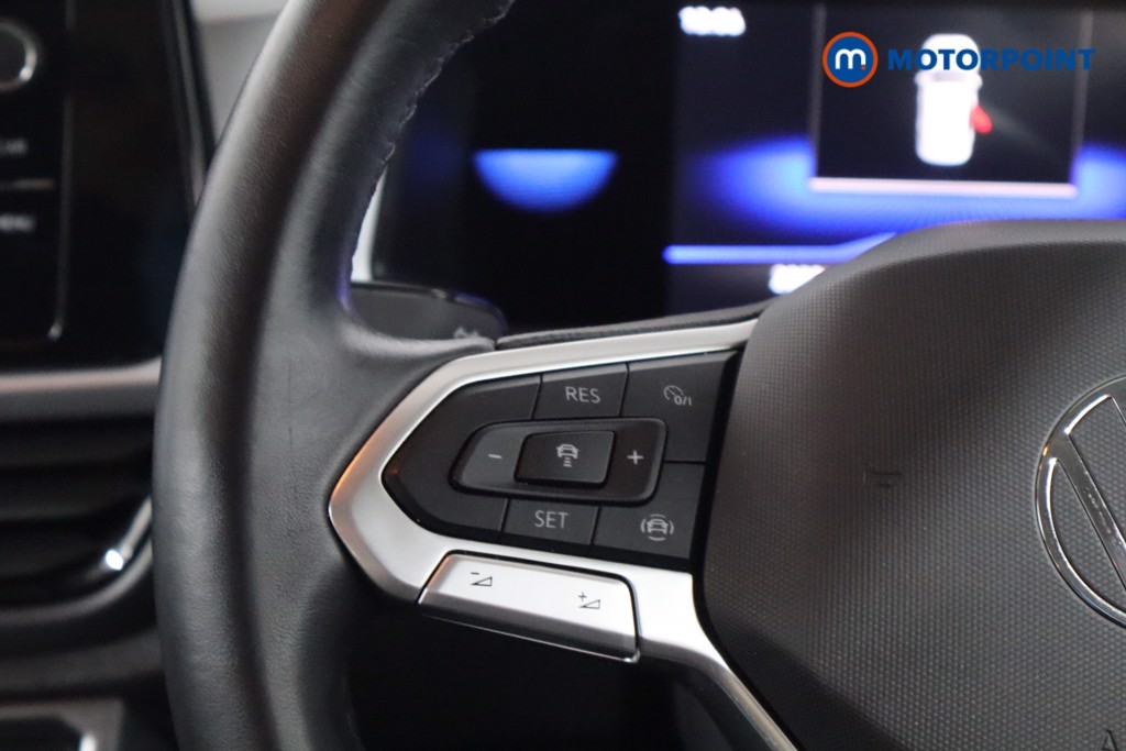 Volkswagen T-Roc Life Manual Petrol SUV - Stock Number (1595184) - 7th supplementary image