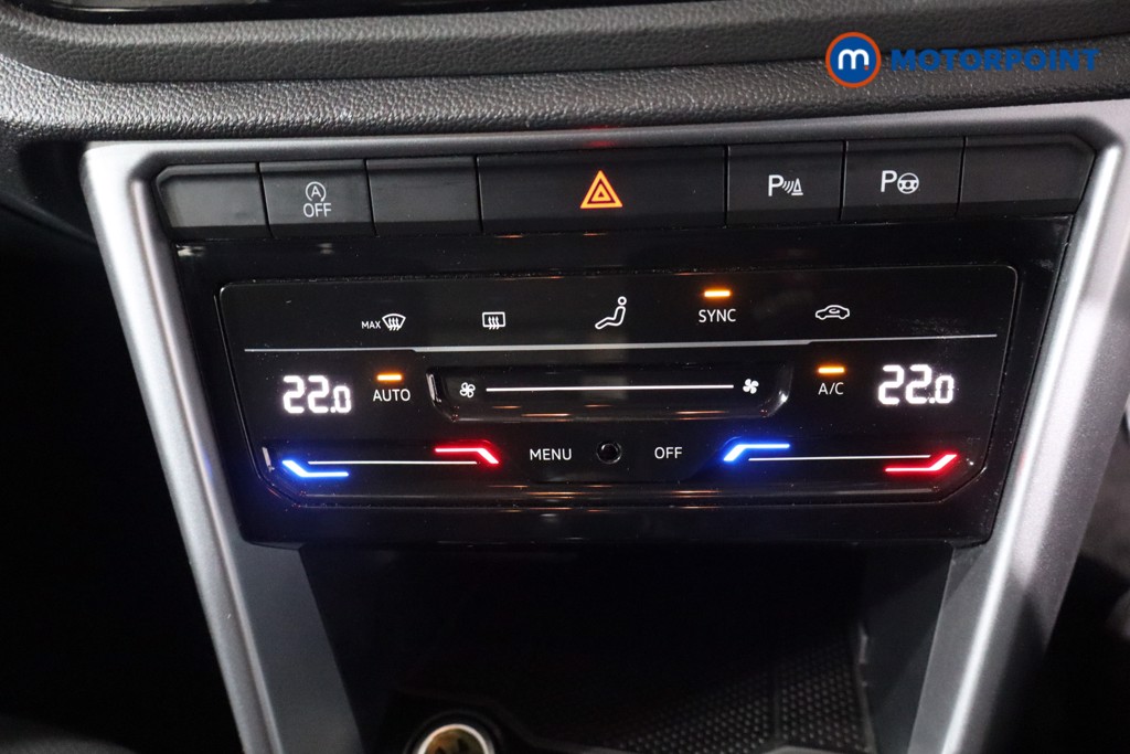 Volkswagen T-Roc Life Manual Petrol SUV - Stock Number (1595184) - 16th supplementary image