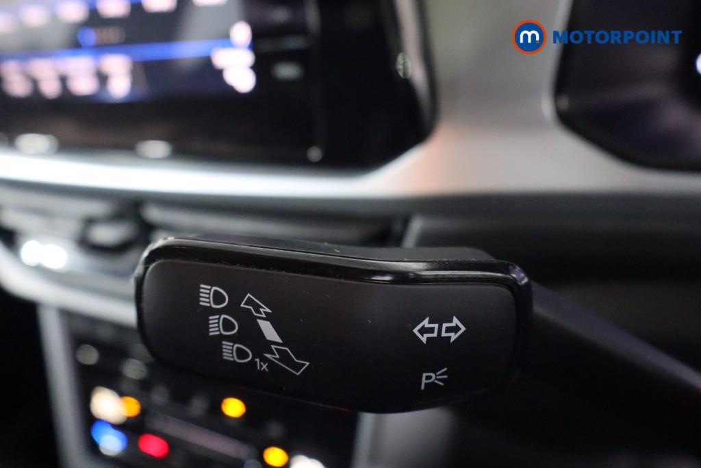 Volkswagen T-Roc Life Manual Petrol SUV - Stock Number (1595184) - 19th supplementary image