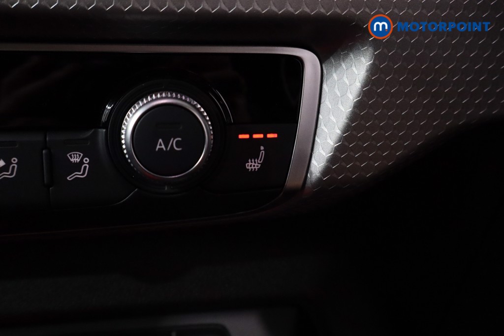 Audi A1 Vorsprung Manual Petrol Hatchback - Stock Number (1574372) - 16th supplementary image