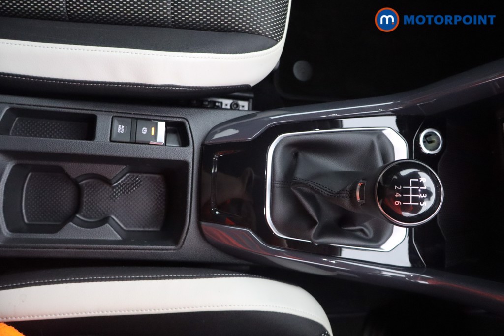 Volkswagen T-Roc SEL Manual Petrol SUV - Stock Number (1584204) - 9th supplementary image