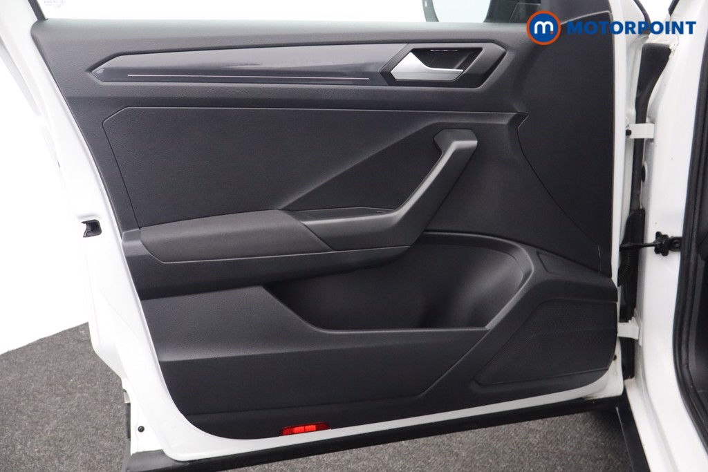 Volkswagen T-Roc SEL Manual Petrol SUV - Stock Number (1584204) - 20th supplementary image