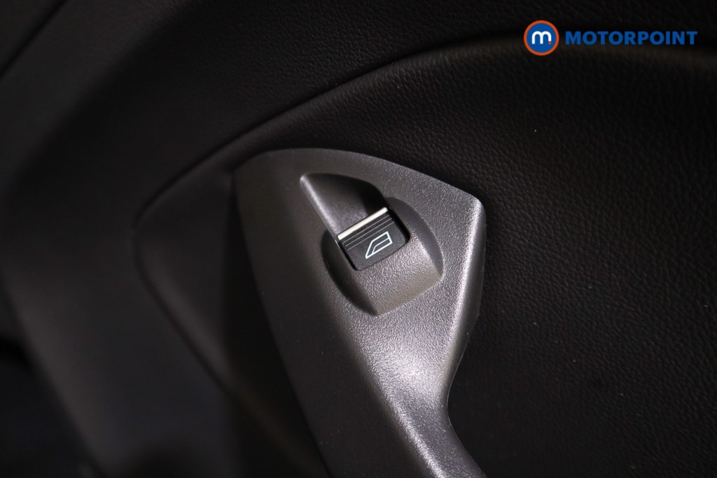 Ford Kuga St-Line Edition Manual Petrol SUV - Stock Number (1584523) - 18th supplementary image