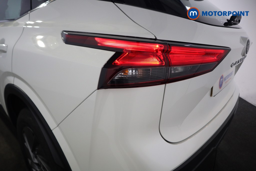 Nissan Qashqai Acenta Premium Manual Petrol SUV - Stock Number (1586468) - 23rd supplementary image