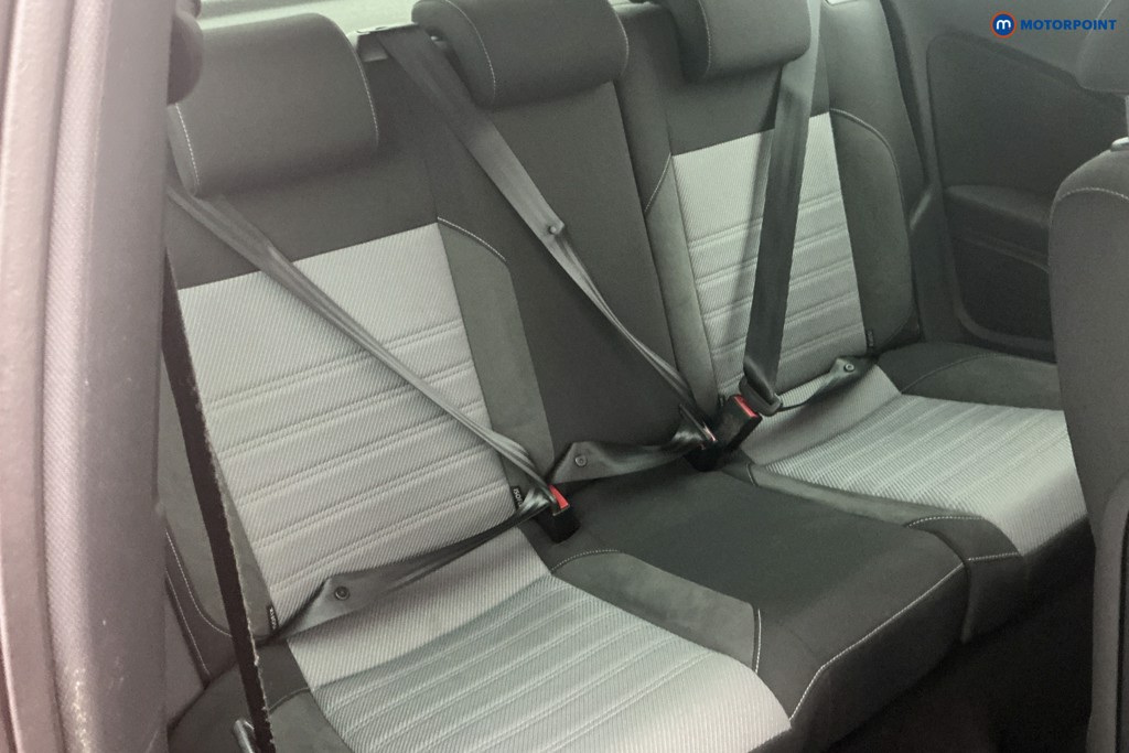 Volkswagen Polo R-Line Manual Petrol Hatchback - Stock Number (1586535) - 4th supplementary image