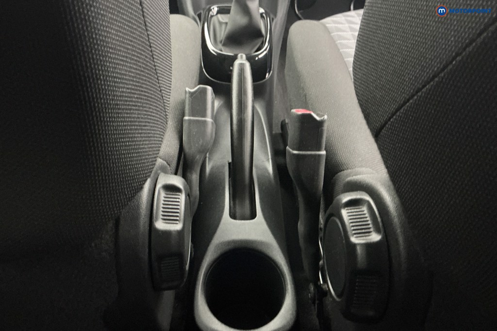 Peugeot 108 Allure Manual Petrol Hatchback - Stock Number (1587377) - 9th supplementary image