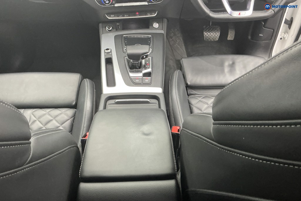 Audi Q5 S Line Competition Automatic Petrol Plug-In Hybrid SUV - Stock Number (1590264) - 11th supplementary image