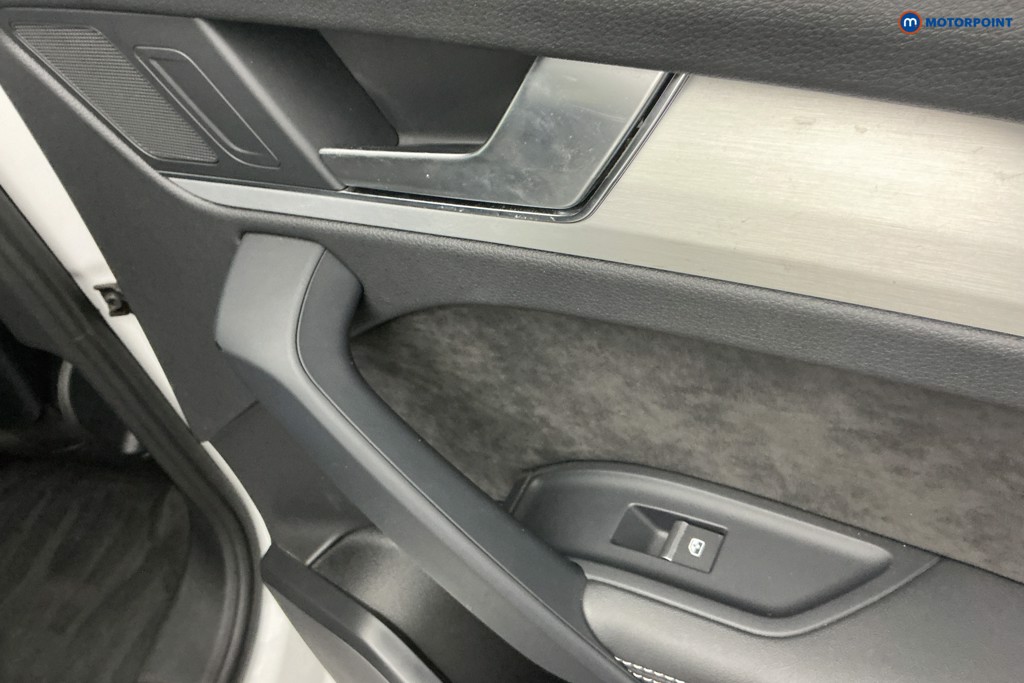Audi Q5 S Line Competition Automatic Petrol Plug-In Hybrid SUV - Stock Number (1590264) - 25th supplementary image