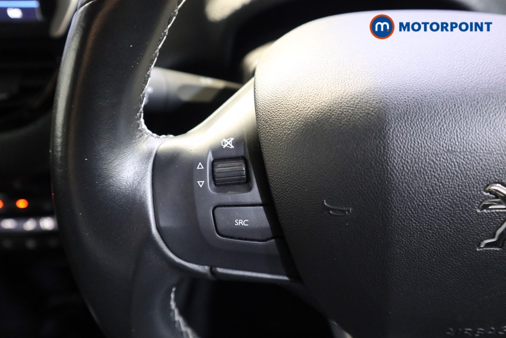 Peugeot 208 Tech Edition Manual Petrol Hatchback - Stock Number (1591277) - 3rd supplementary image