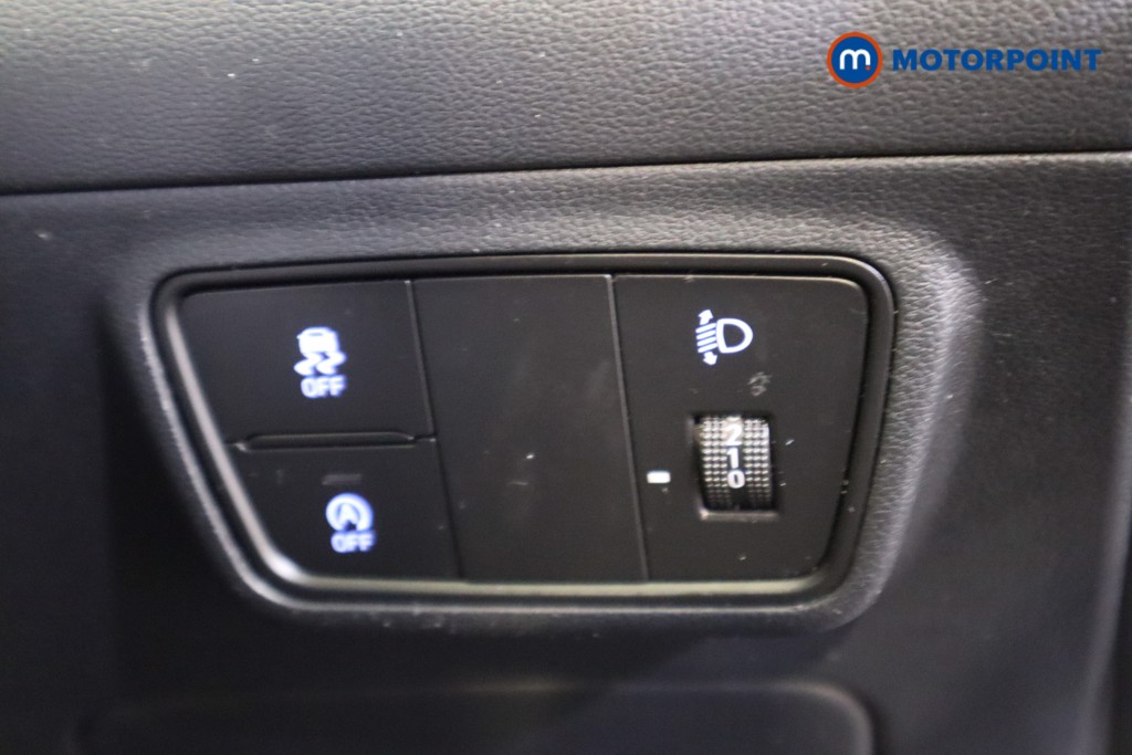 Hyundai Tucson Se Connect Manual Petrol SUV - Stock Number (1591283) - 12th supplementary image