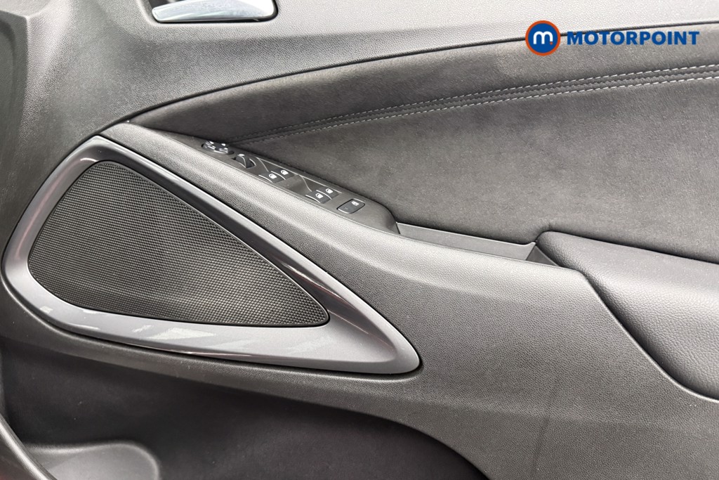 Vauxhall Crossland Ultimate Manual Diesel SUV - Stock Number (1591297) - 18th supplementary image