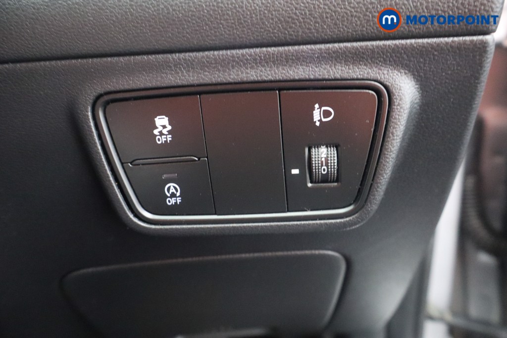 Hyundai Tucson Se Connect Manual Petrol SUV - Stock Number (1591827) - 6th supplementary image