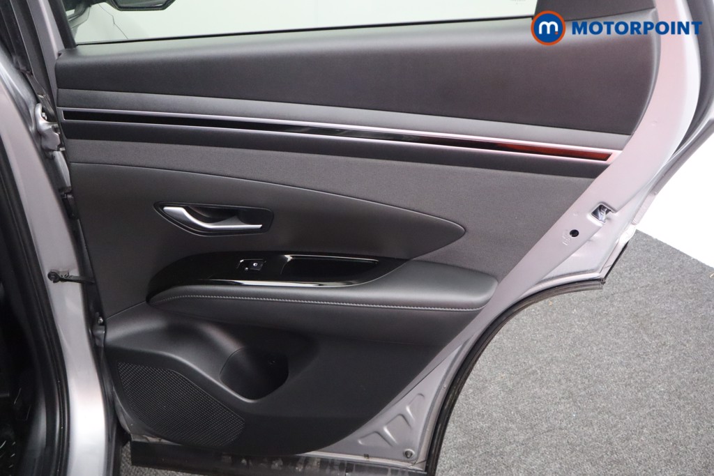Hyundai Tucson Se Connect Manual Petrol SUV - Stock Number (1591827) - 18th supplementary image