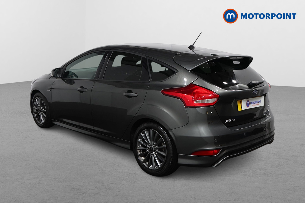 Ford Focus St-Line Manual Petrol Hatchback - Stock Number (1592313) - Passenger side rear corner