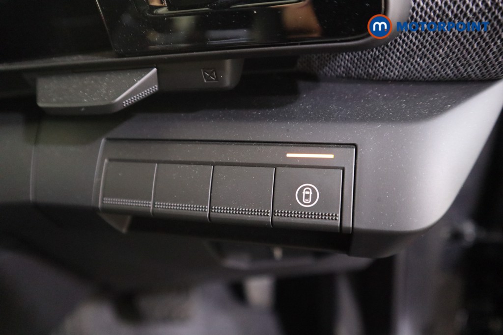 Renault Megane E-Tech Techno Automatic Electric Hatchback - Stock Number (1592352) - 9th supplementary image