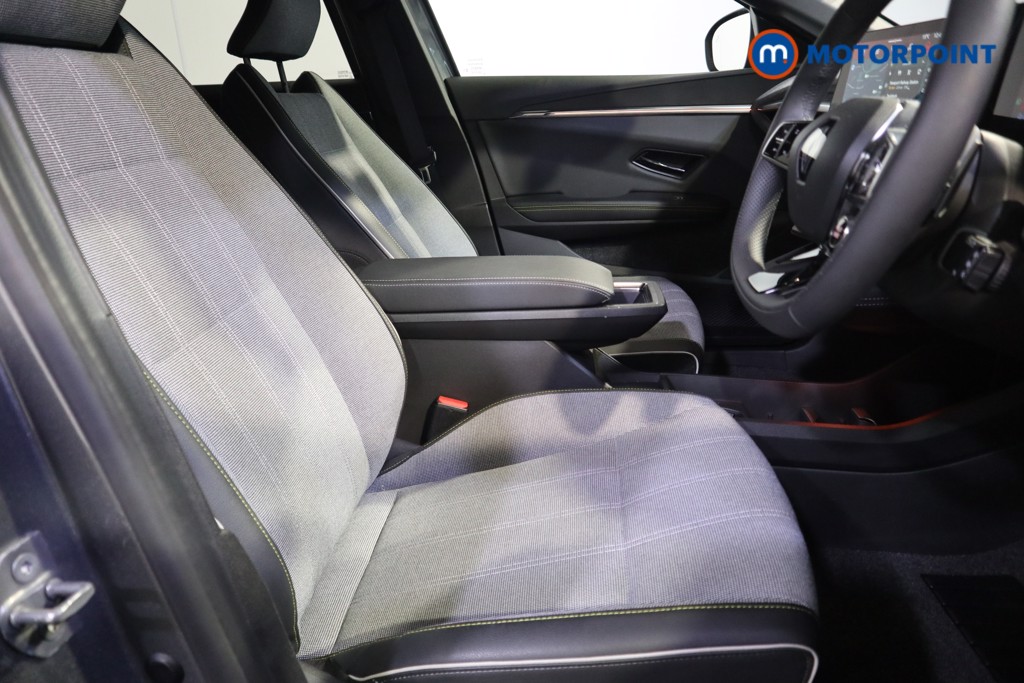 Renault Megane E-Tech Techno Automatic Electric Hatchback - Stock Number (1592352) - 13th supplementary image