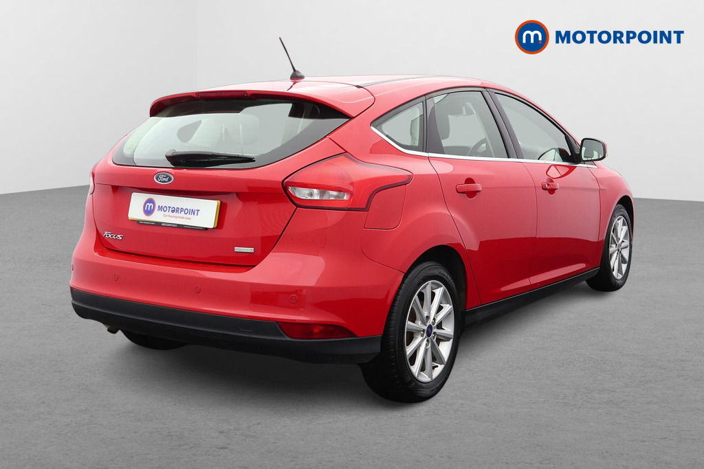 Ford Focus Titanium Manual Petrol Hatchback - Stock Number (1592878) - Drivers side rear corner