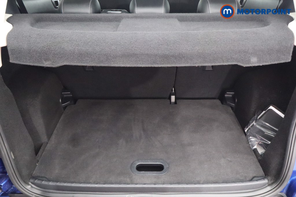 Ford Ecosport Titanium Manual Petrol SUV - Stock Number (1593517) - 37th supplementary image