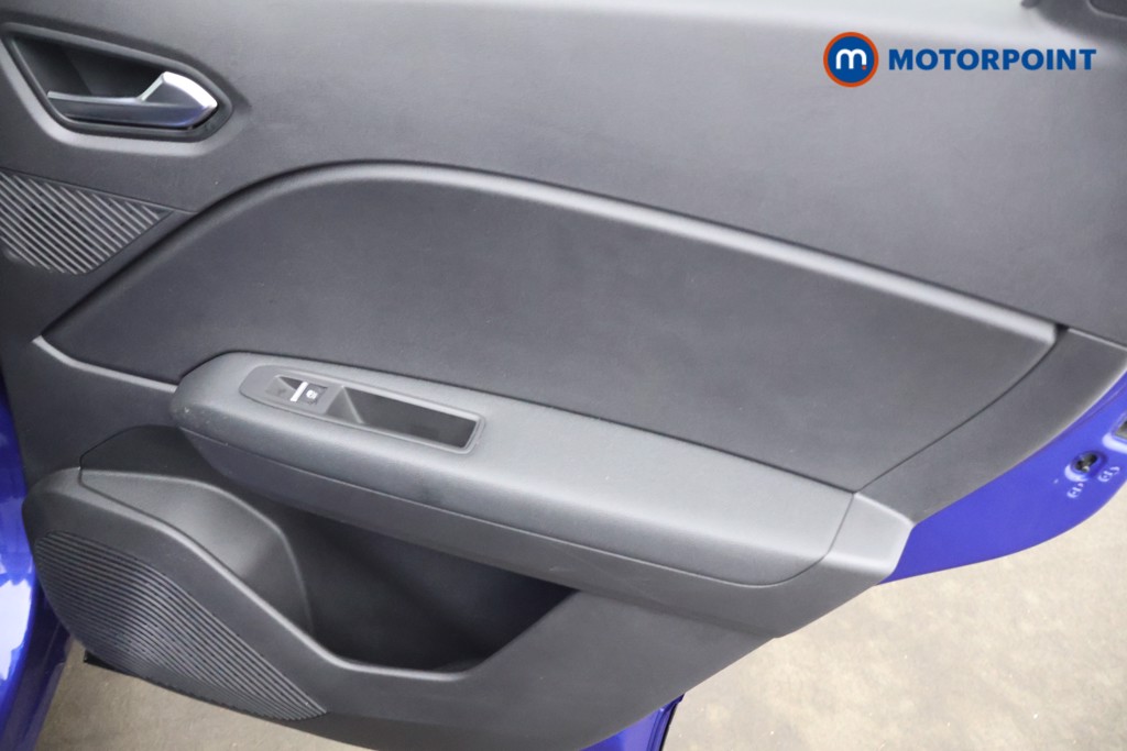 Renault Captur Techno Automatic Petrol-Electric Hybrid SUV - Stock Number (1593741) - 20th supplementary image