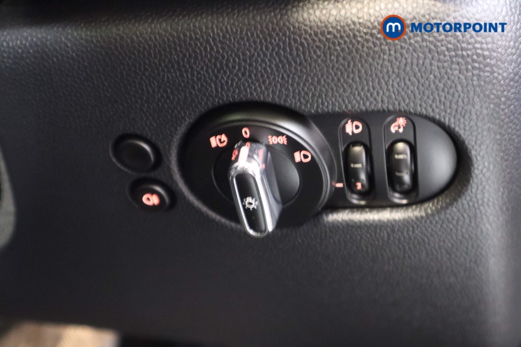 Mini Hatchback Cooper Exclusive Automatic Petrol Hatchback - Stock Number (1594073) - 13th supplementary image